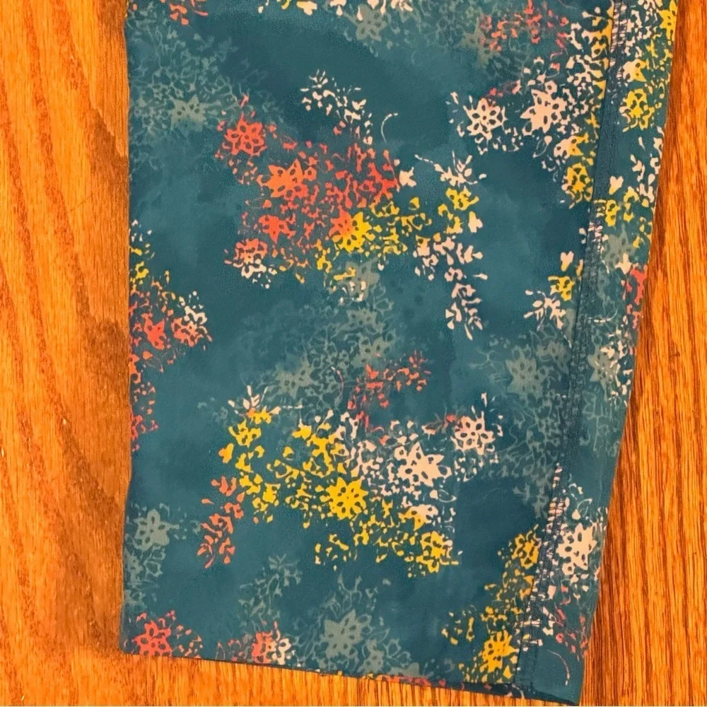 Lands' End Women's Repreve Active Yoga Pants Tie Dye  Size S